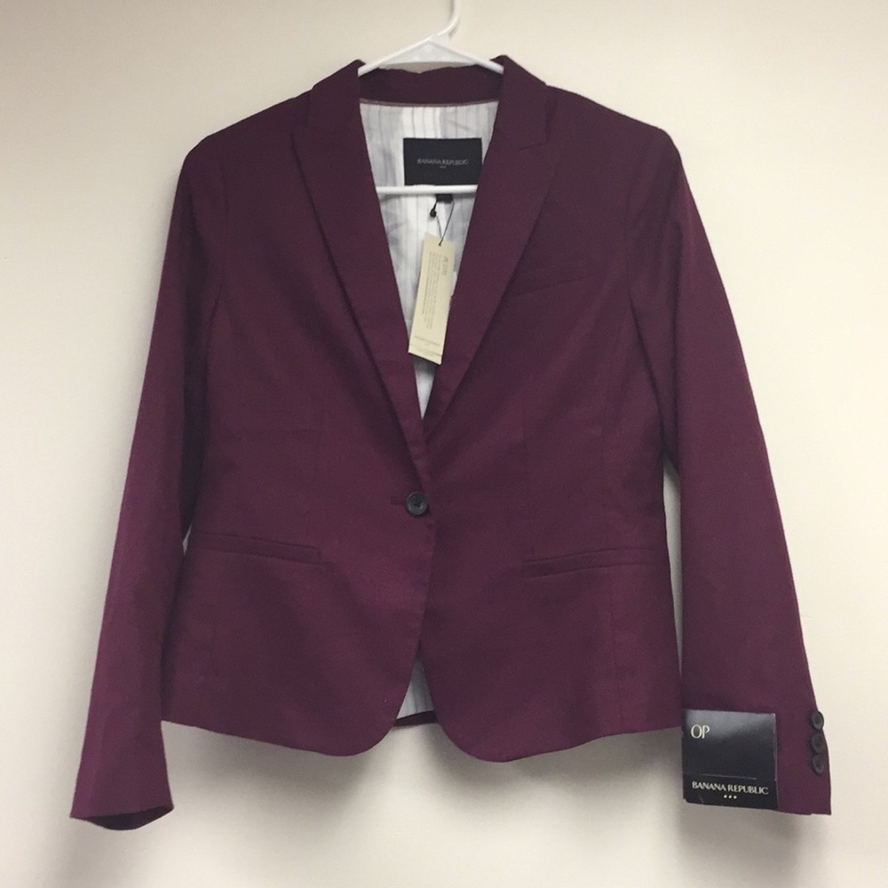 Banana Republic maroon blazer NWT 0P